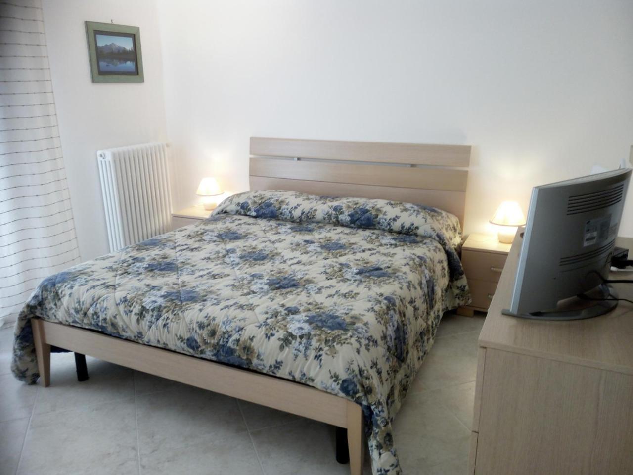 Il Giardino Di Niu Bed & Breakfast Palombaio Eksteriør bilde